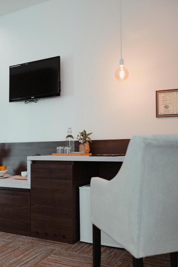 Hotel Emporium Bihać Extérieur photo