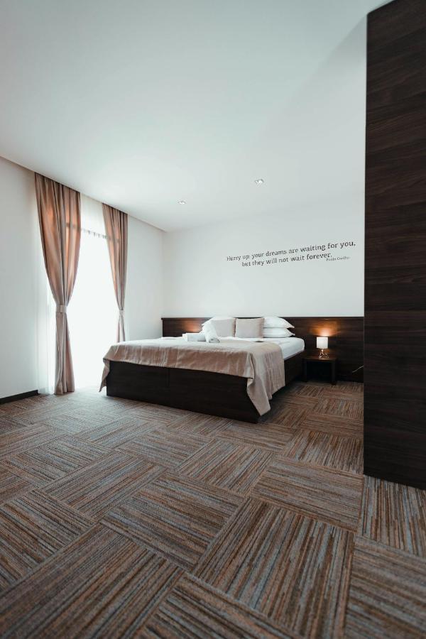 Hotel Emporium Bihać Extérieur photo