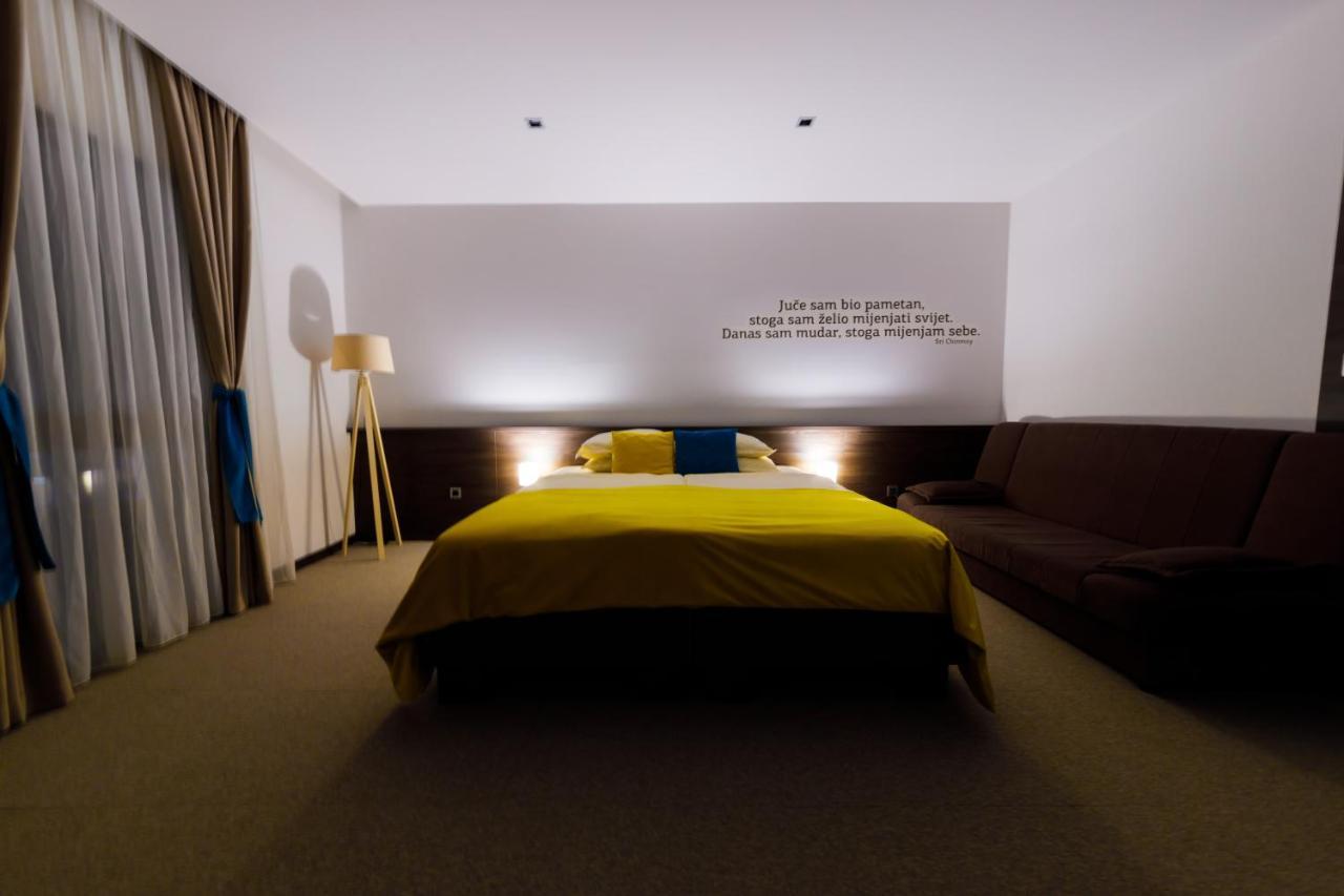 Hotel Emporium Bihać Extérieur photo