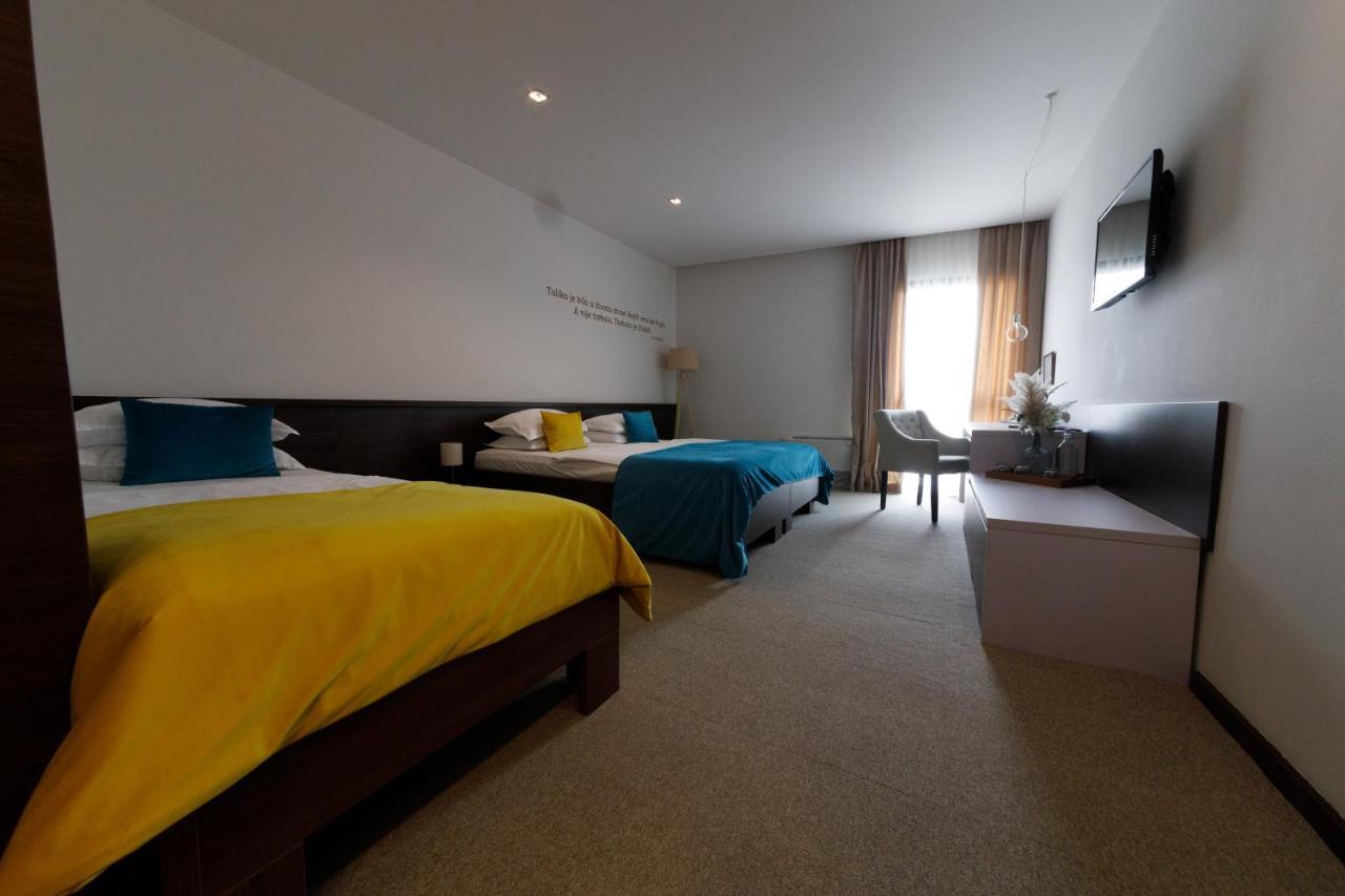 Hotel Emporium Bihać Extérieur photo