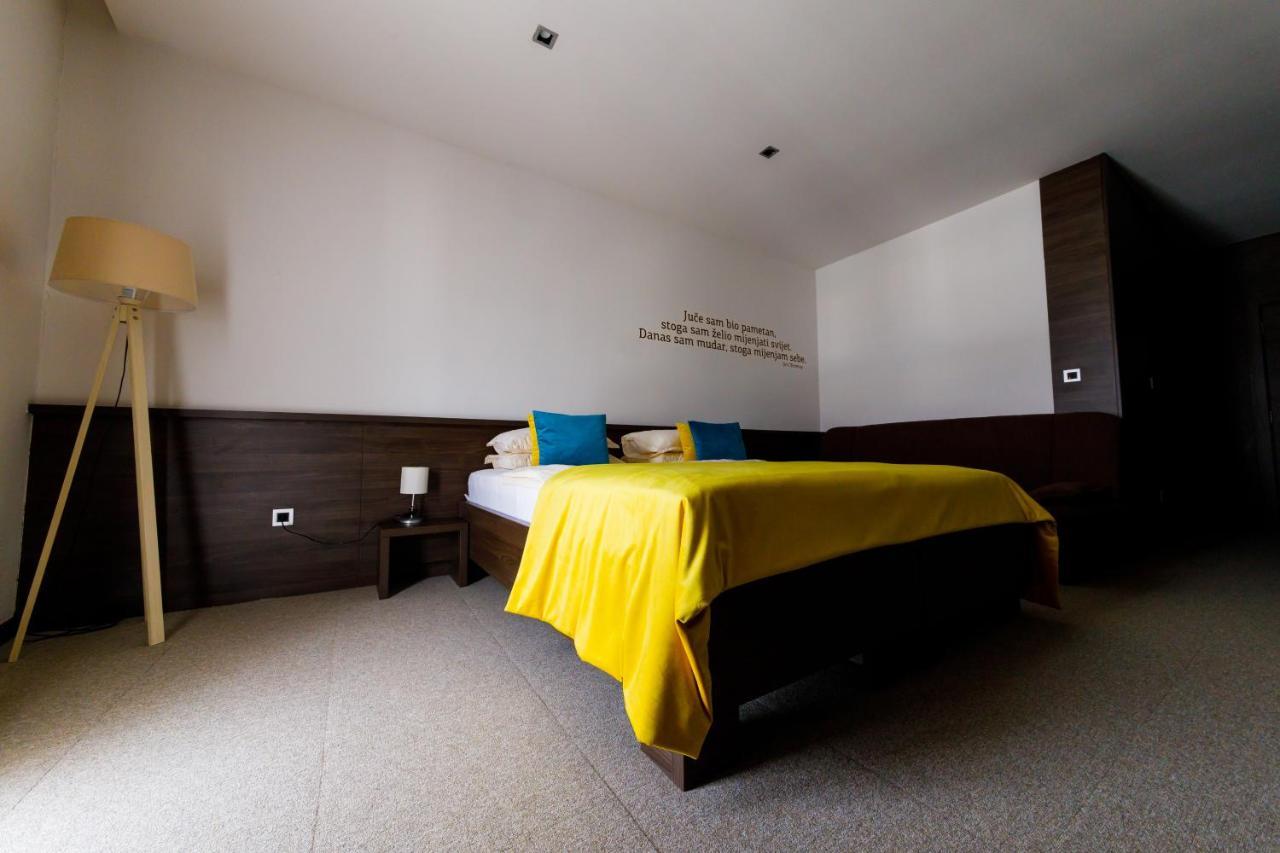 Hotel Emporium Bihać Extérieur photo