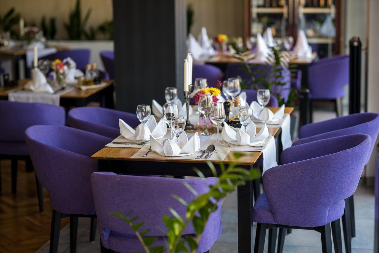 Hotel Emporium Bihać Extérieur photo